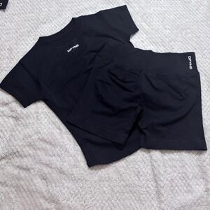 Dfyne Women's Black Shorts